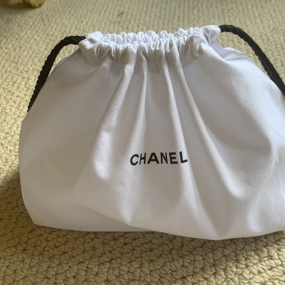 Chanel | 2 sample perfumes & 2 canvas pouches - Picture 4 of 6